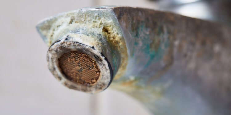 เข้าใจน้ำกระด้าง (Hard water) คืออะไร: ความหมายและวิธีการตรวจวัด