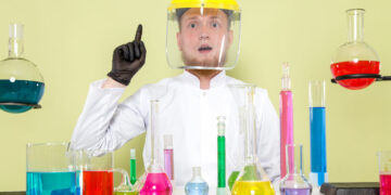 ฟอร์มาลดีไฮด์คืออะไรและใช้ทำอะไร การใช้งานในอุตสาหกรรม ผลกระทบและความเสี่ยง